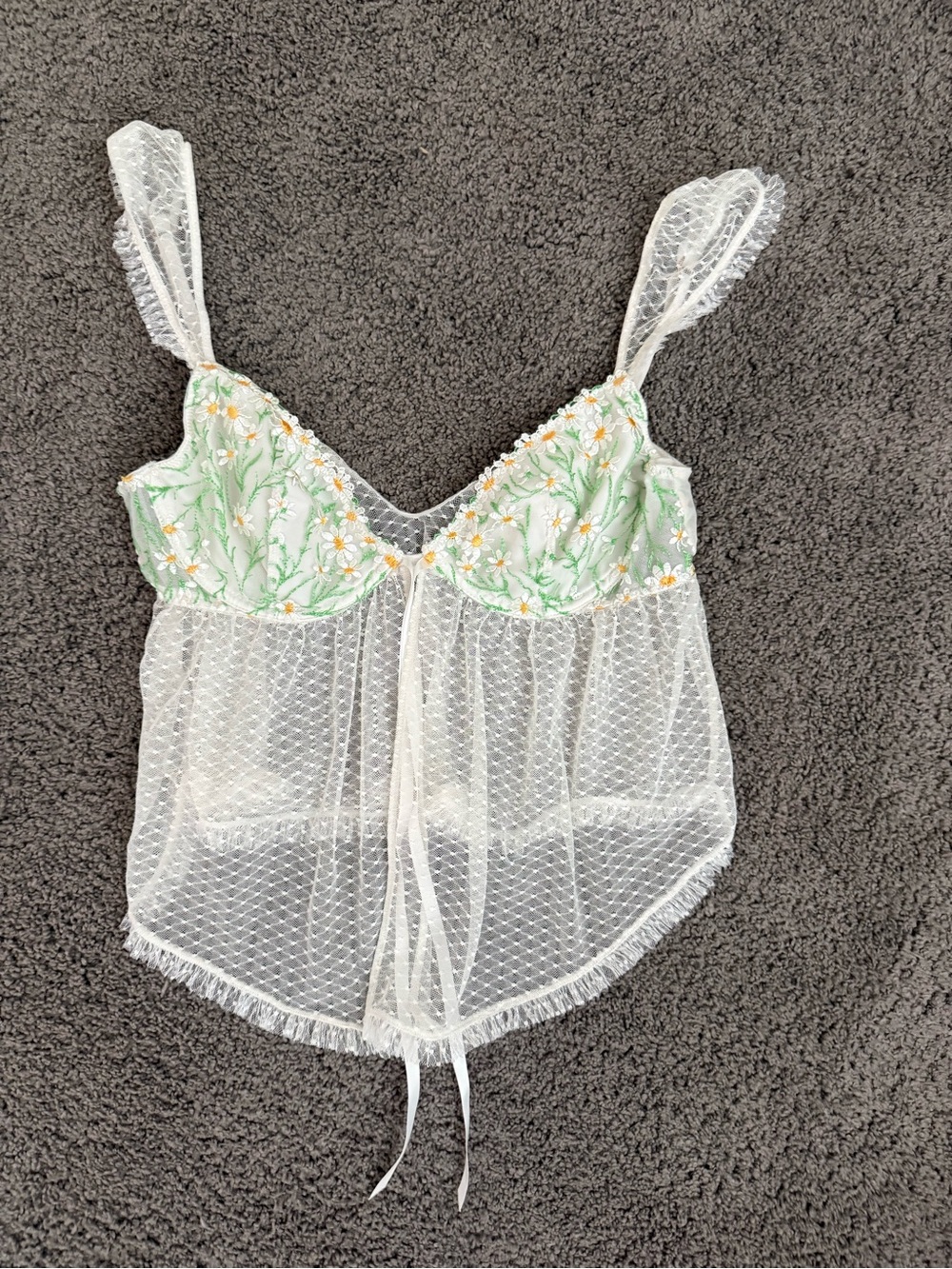 Victoria’s Secret White & Green Floral Lace Babydoll Chemise - medium